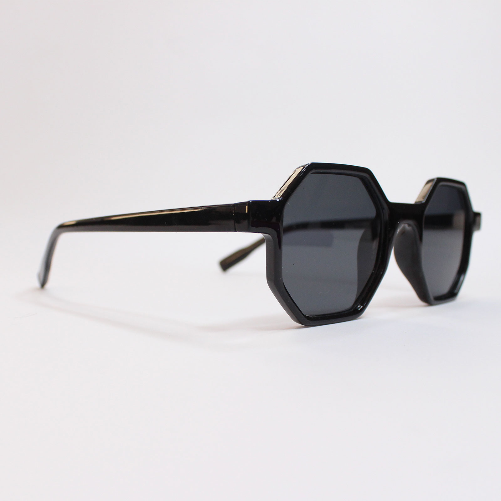 عینک شش ضلعی جنتل مانستر مدل LA16
